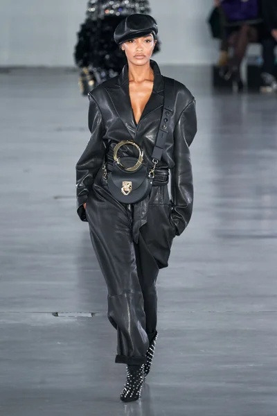 Look 7